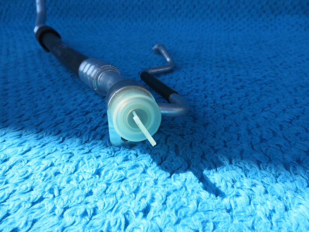 фото №10, Audi a4 b9 8w1 шланг wąż кондиционера 8w1816740