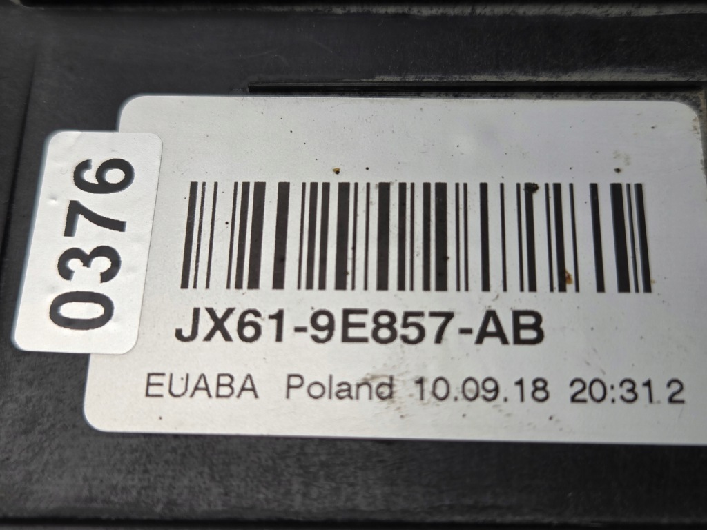 фото №15, Фильтр угольный оригинал ju5a-9d656 ford puma ii mk2 jx61-9e857