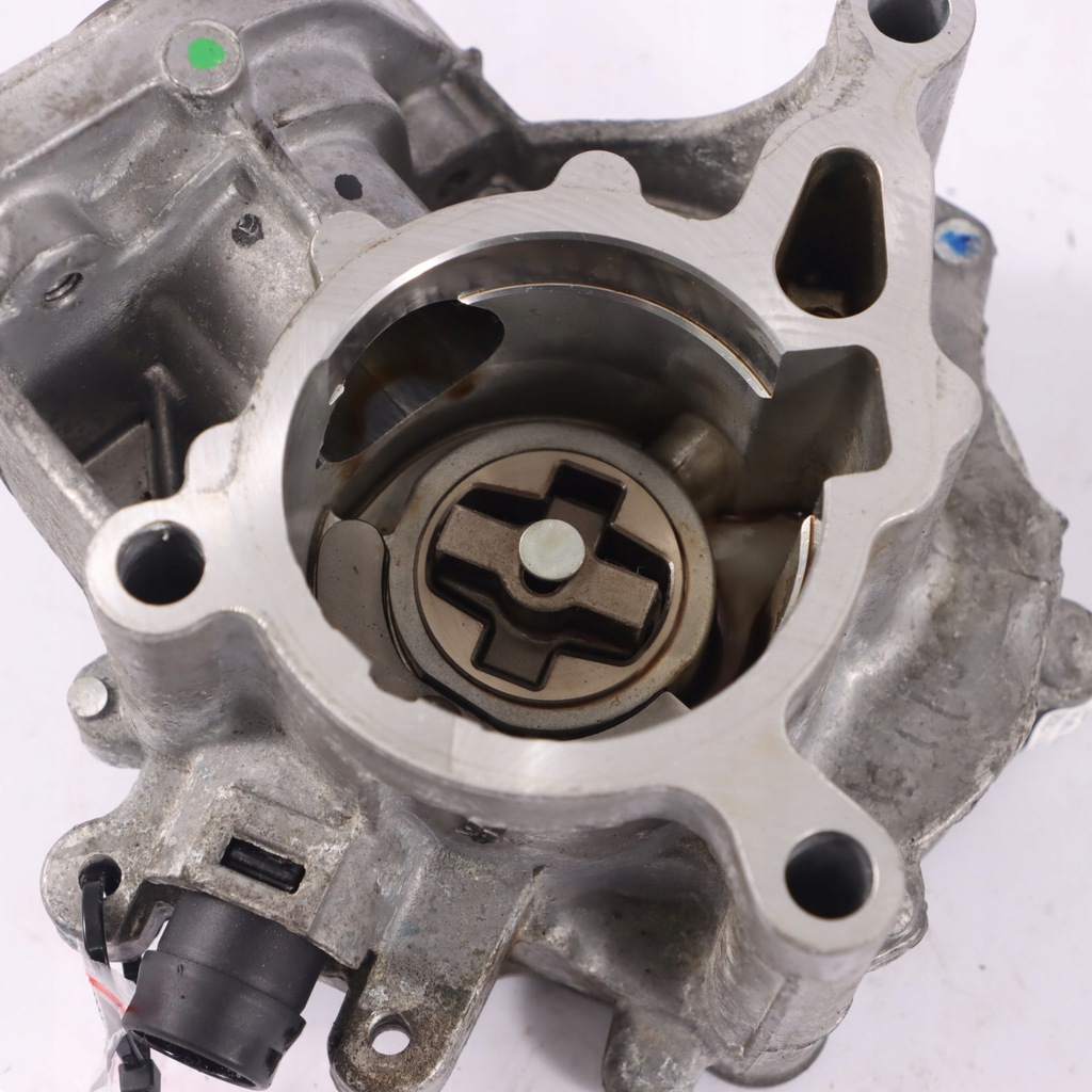 фото №11, Audi q5 fy 2.0 tfsi daxb насос вакуумa 06k145100bb