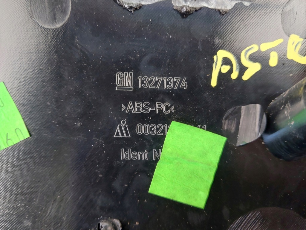 Накладка микровыключатель крышки задняя 13271374 13298054 opel astra iv j hb zgbg в Украине