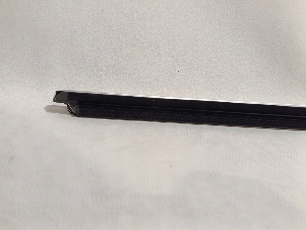 фото №7, Молдинг прокладка уплотнитель левый перед bmw 2 f21 f22 f23 m2 f87 7267943