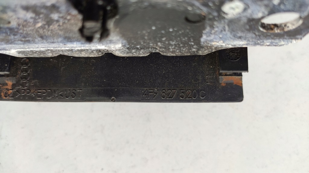 фото №5, Audi a6 c6 kombi замок крышки багажника 4f9827520c