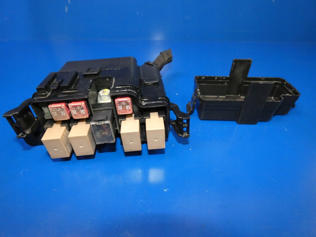 фото №1, Kia sportage iii 10- коробка запобіжників bsi