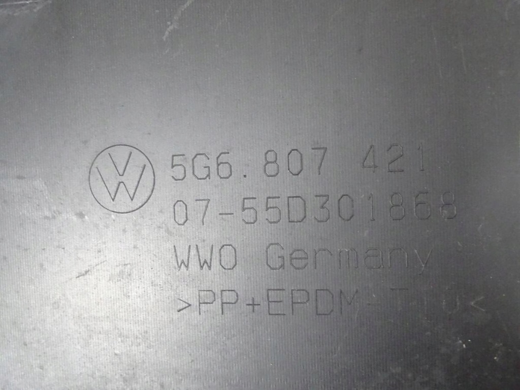 Бампер задній задній під  датчики заднього виду pdc vw golf vii 7 hb 2012-2017 в Україні