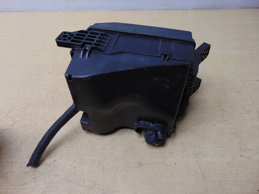 фото №10, Коробка запобіжників hyundai ix35 2.0 crdi