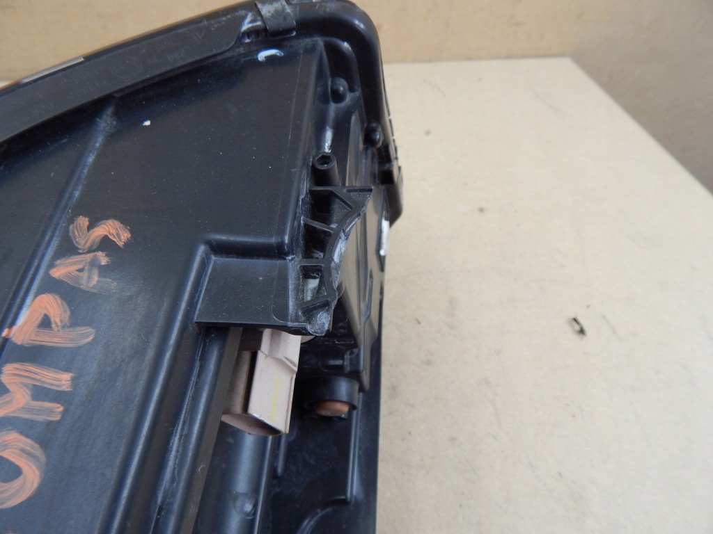 Фара левая передняя левый перед jeep compass рестайлинг  00522040340 оригинал Доставка