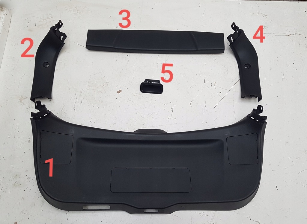 фото №1, Обивка крышки багажника задняя mazda cx3