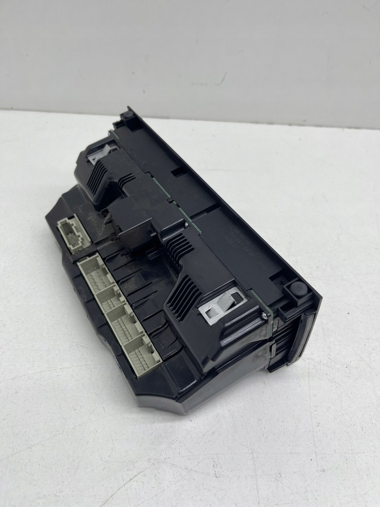 фото №7, Audi q7 4l панель керування вентиляція кондиціонер