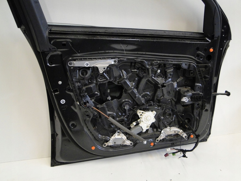 фото №10, Mercedes дверь передние левая glc 254 x254 a2547201700 suv графит