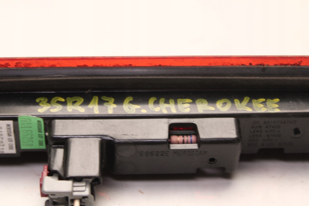 фото №9, Jeep cherokee iii wk 04r- лампа третий свет стоп стоп-сигнал