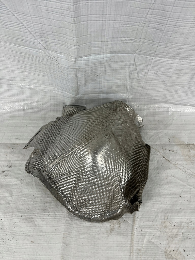 фото №1, Mercedes cls 257 w257 c257 защита изоляция тепловая a2134702300