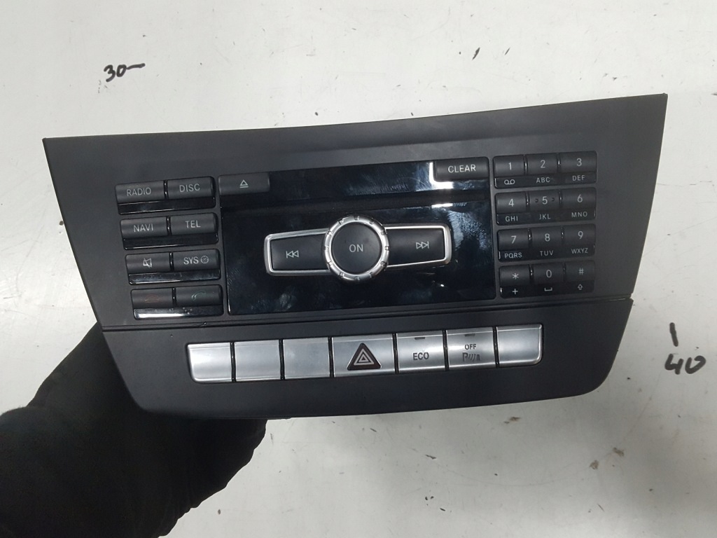 фото №1, Mercedes c klasa w204 lift радио навигация