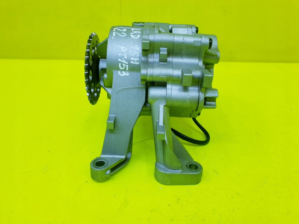 Насос оливи масляна discovery sport 1.5 phev pt153 Київ