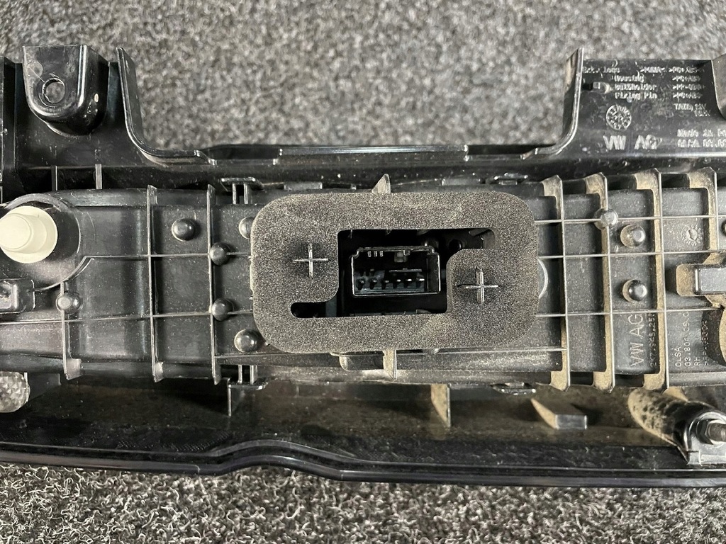 фото №8, Vw caddy iv 4 21- лампа правая задняя задняя 2k7945096a