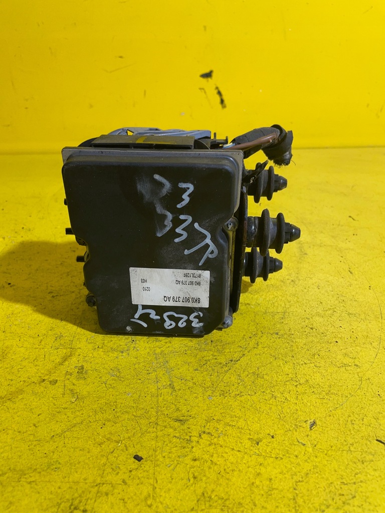 фото №1, Audi a4 b8 - насос abs