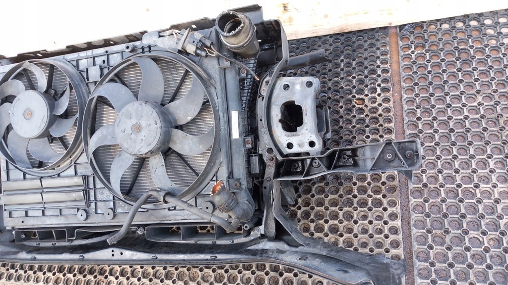 фото №8, Vw passat b6 tdi pas передний комплект