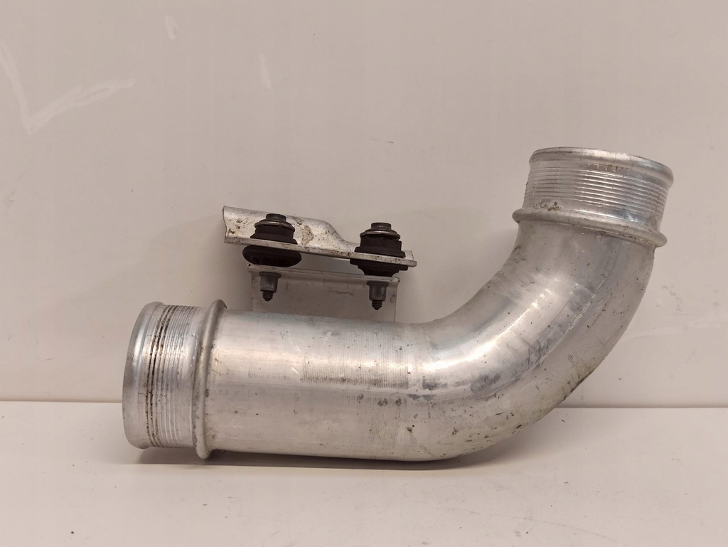 фото №2, Audi a8 d4 труба шланг інтеркулер 4h0145762h