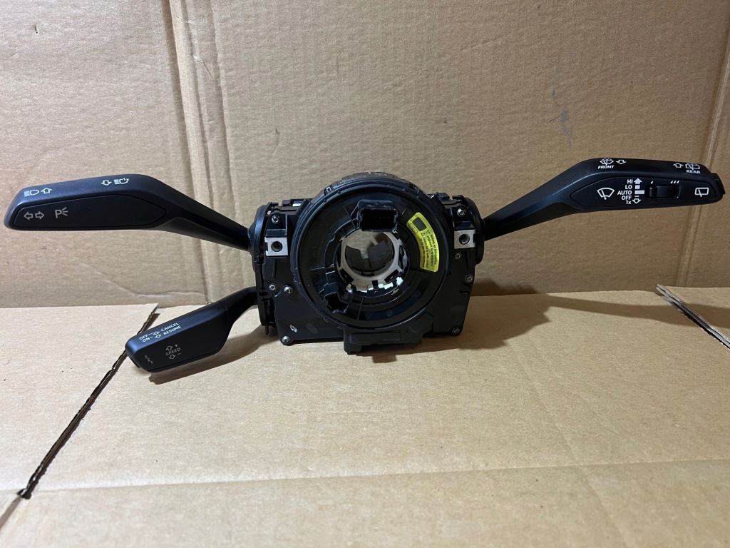 фото №1, Audi q5 80a переключатели переключатель комбинированный 80a907129cb