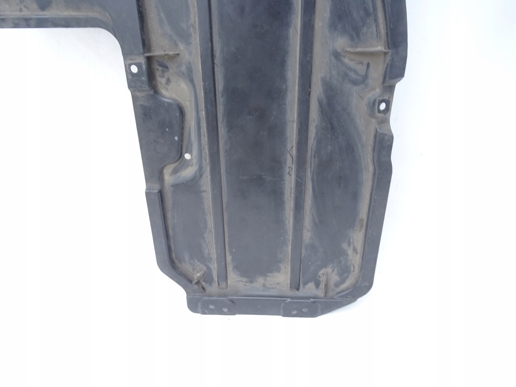 фото №4, Плита pod коробка передач mercedes w205 klasa-c 63 amg