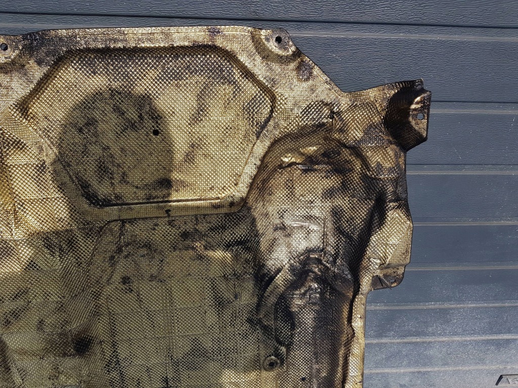 Mercedes e klasa w212 накладка плита под двигатель a2125202723 Цена