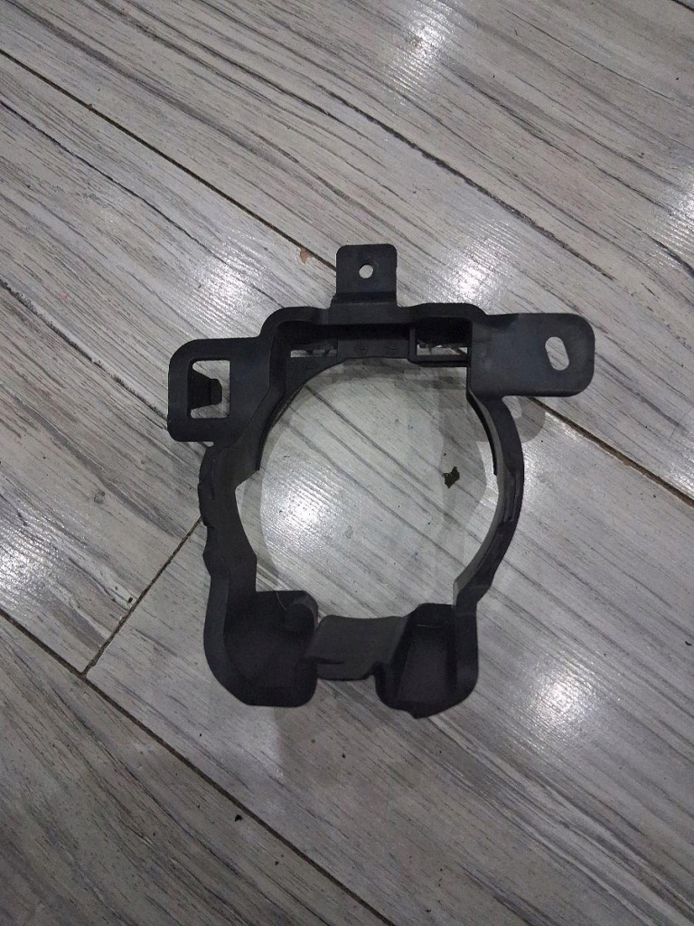 Купить Peugeot 208 2014 свет противотуманные передние