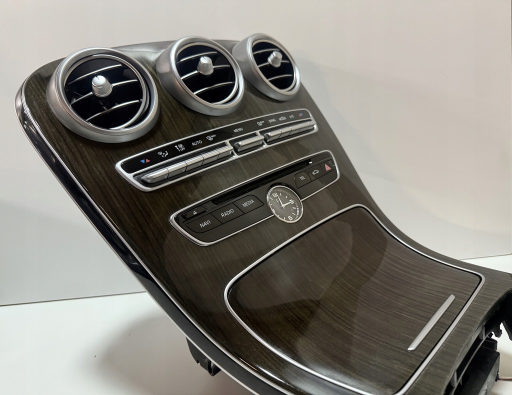 фото №9, Mercedes w205 300c usa панель керування вибірник захист тунель перемикач