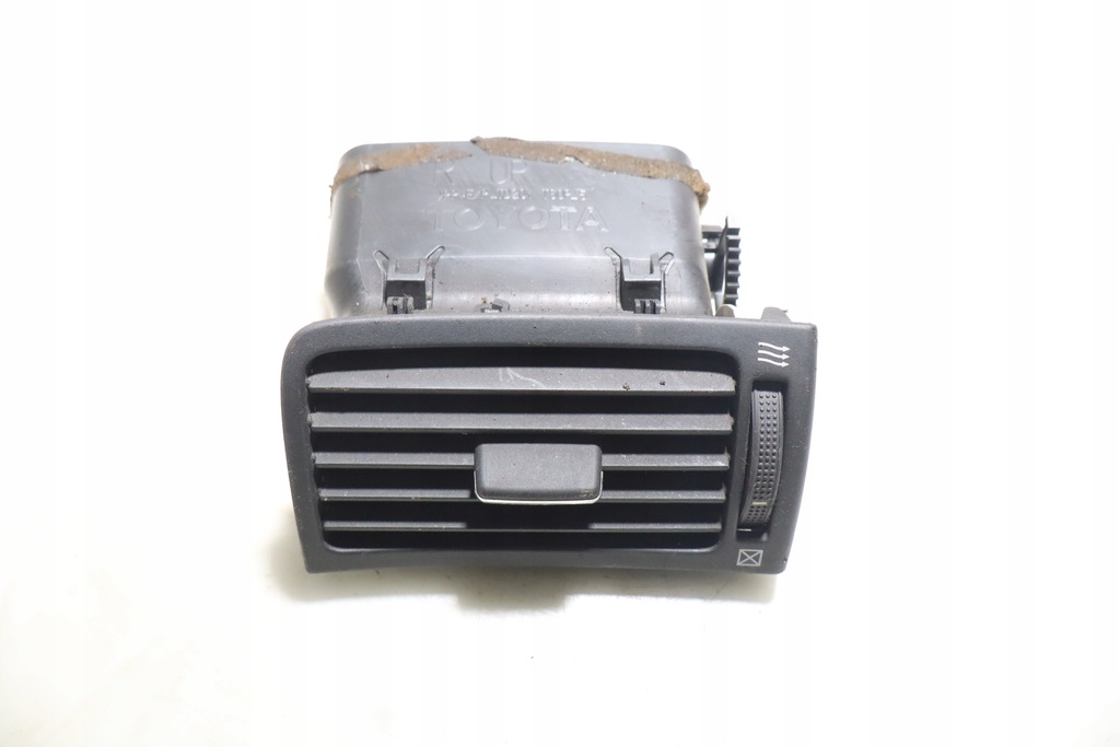 фото №3, Решётка обдув правая toyota avensis ii t25