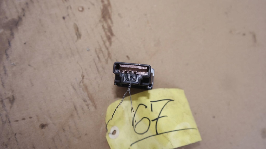 фото №3, Кнопка света аварийных mazda 5 i