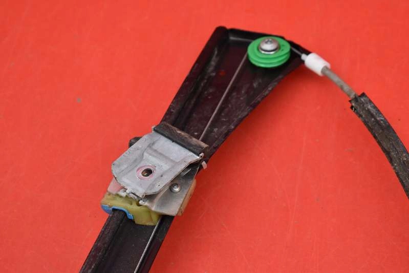 фото №14, Підйомник скло правий перед eu vw golf 5 v plus 08r