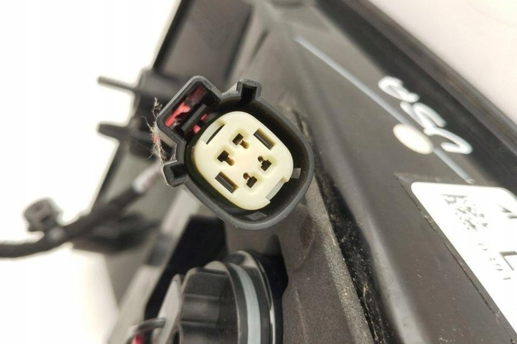 фото №9, Лампа ліва задня chrysler pacifica 68228941ae hybrid 185kw 2018