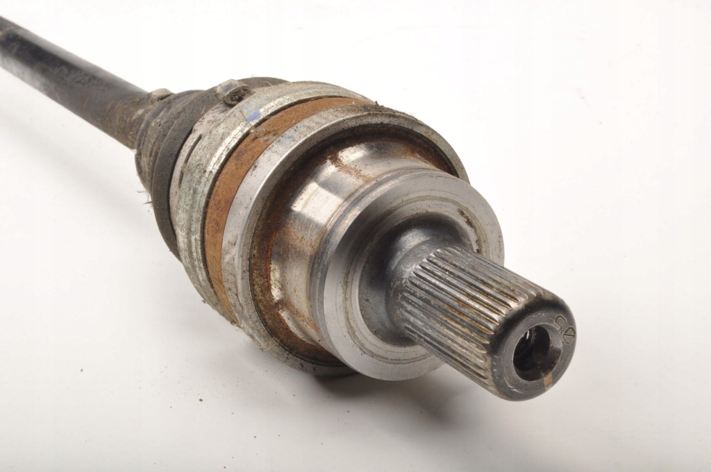 Volvo s60 2 v60 2.0 16v t5 awd 245km приводной вал правая задняя 31367810 с Разборки