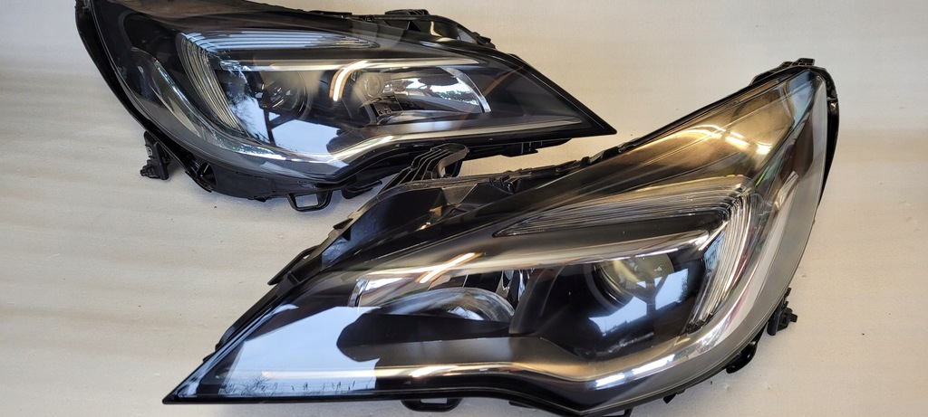 фото №1, Opel astra k v фара лінза led правий лівий комплект 39047198