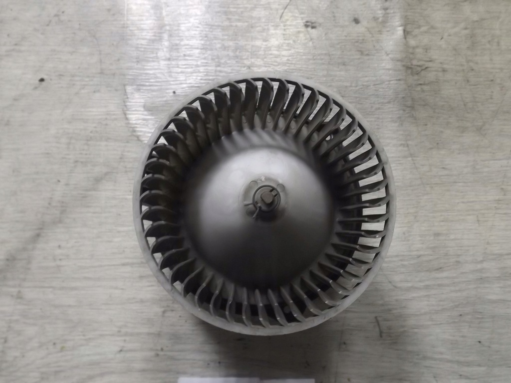 фото №2, Воздуходувка обдув вентилятор toyota avensis t22 #2