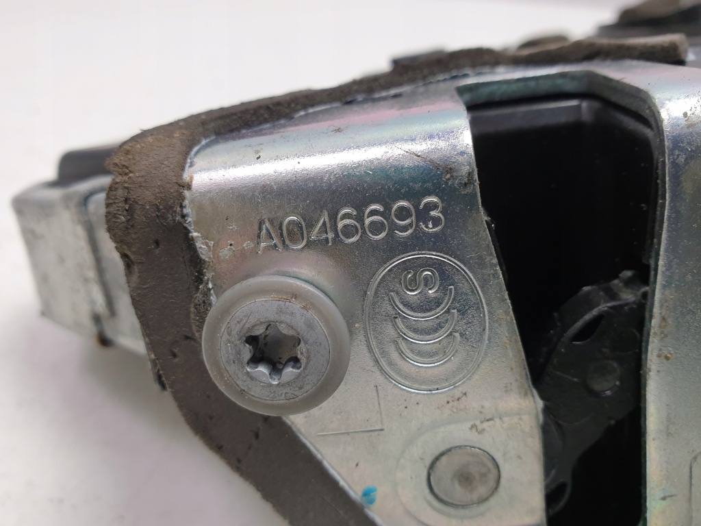 фото №10, Toyota land cruiser 150 замок дверь левый задняя