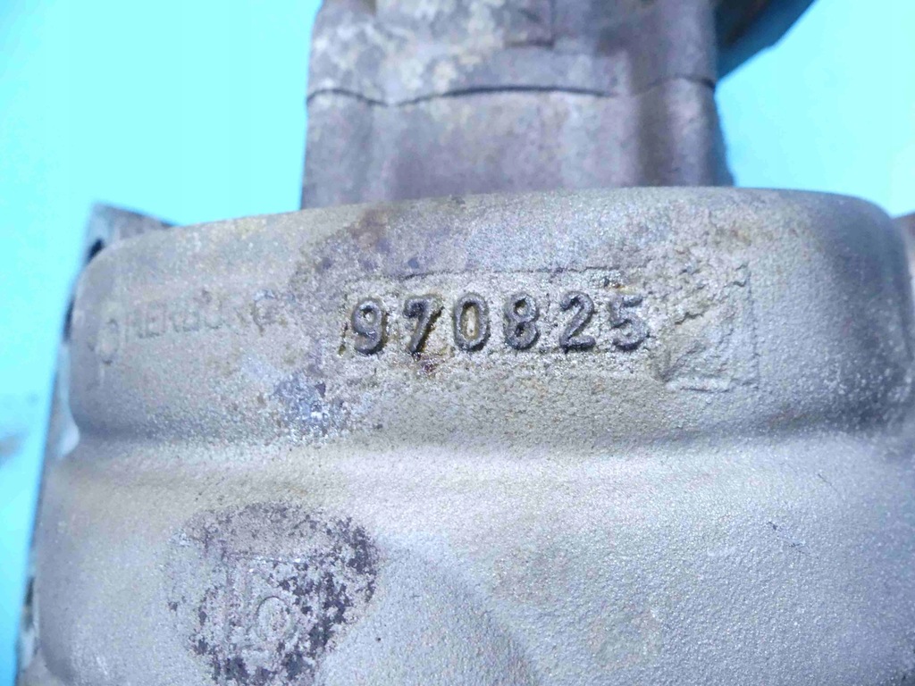 фото №16, Коллектор всасывающий audi a8 d2 akj, 077133185f 3.7 lpg