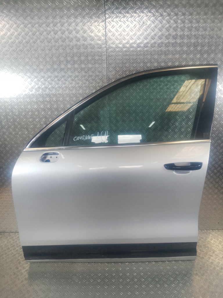 фото №1, Porsche cayenne 7p5 10- дверь перед передние левая