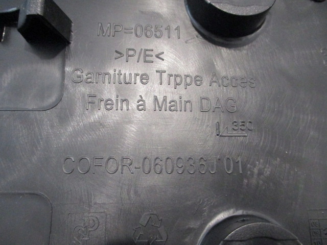 фото №7, Citroen berlingo iii 08-15 молдинг консоли кронштейн na кружки 7585jk