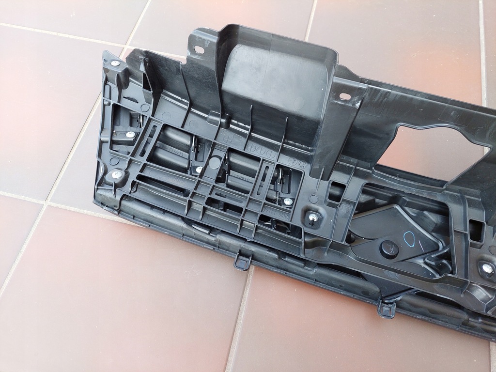 фото №12, Решётка радиатора - решётка радиатора - suzuki vitara iii - lift