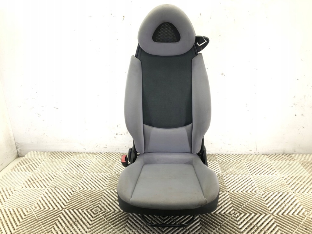 фото №1, Сиденье левый перед smart fortwo хэтчбек 04-07