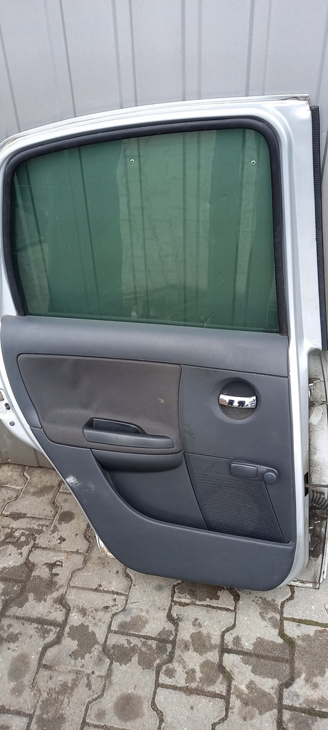фото №9, Двері лівий задня citroen c3 05r 5r