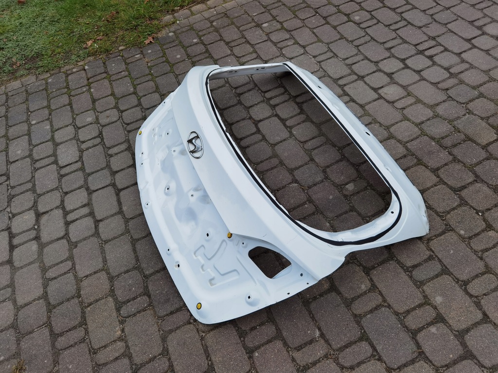 фото №4, Крышка багажника багажника hyundai i40 kombi 2011-17