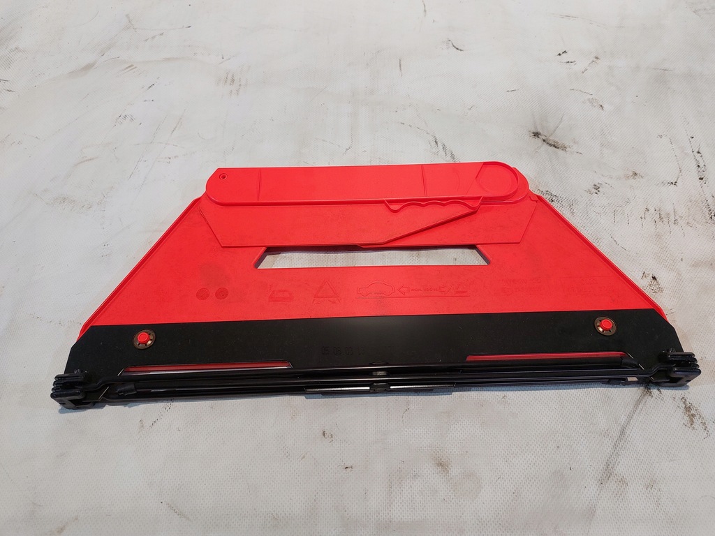 фото №6, Трикутник попереджувальний audi a4 b6