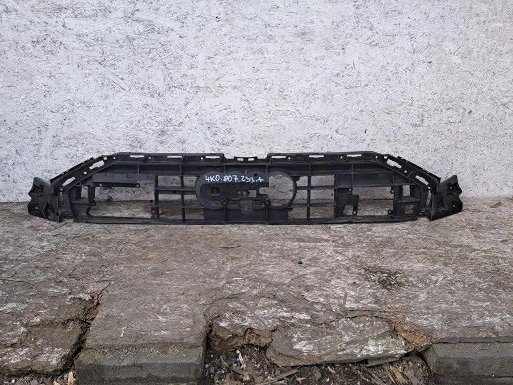 фото №2, Audi a6 c8 решётка радиатора решётка радиатора оригинал