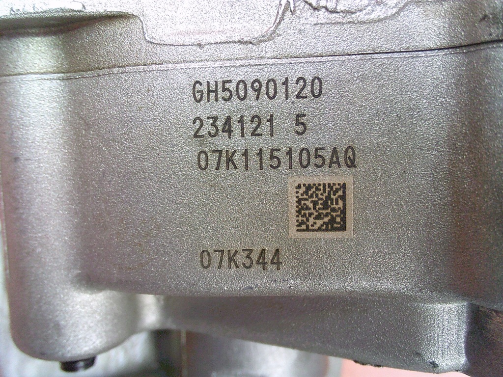 фото №12, Vw audi q3 rs3 двигун 2.5 tfsi dnw daz трубка насадка оливи розпилювальна поршня