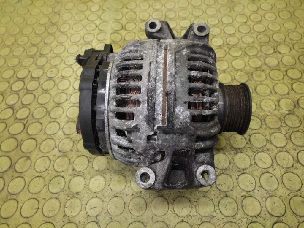 Audi a4 b6 1.8 генератор 06b903016ab Оригинал