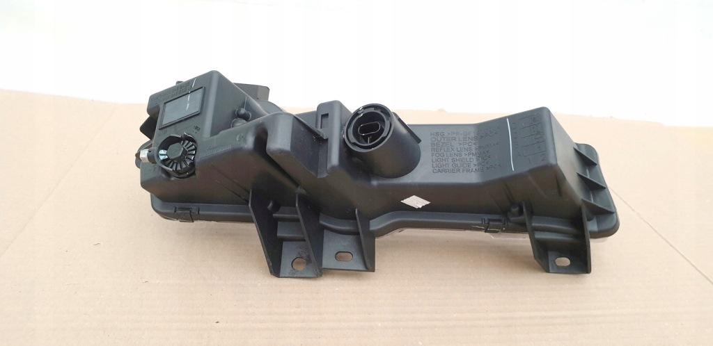 Tesla 3 протитуманна фара led drl лівий 1077395-00-d Доставка