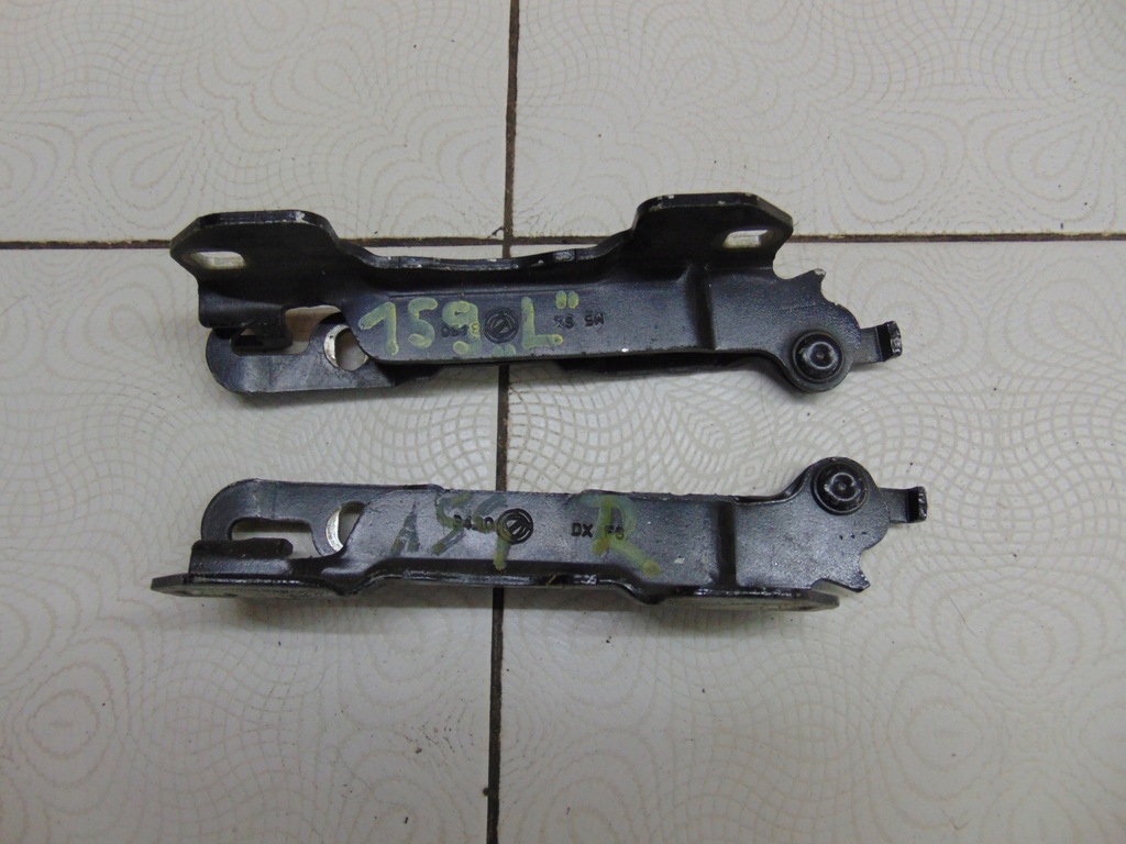 фото №1, Петля капот правий лівий alfa romeo 159