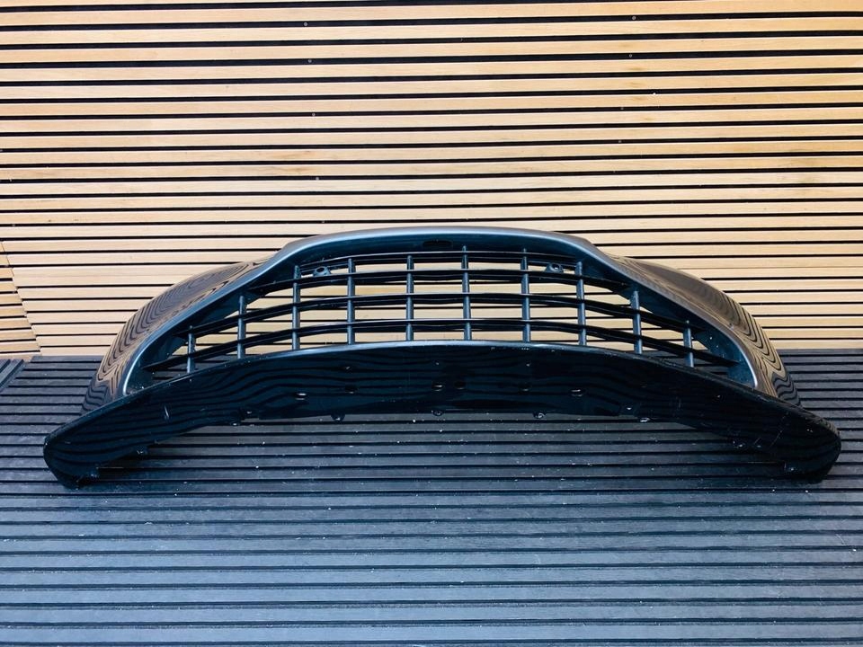 Aston martin vantage f1 бампер перед my6317a870a Недорого