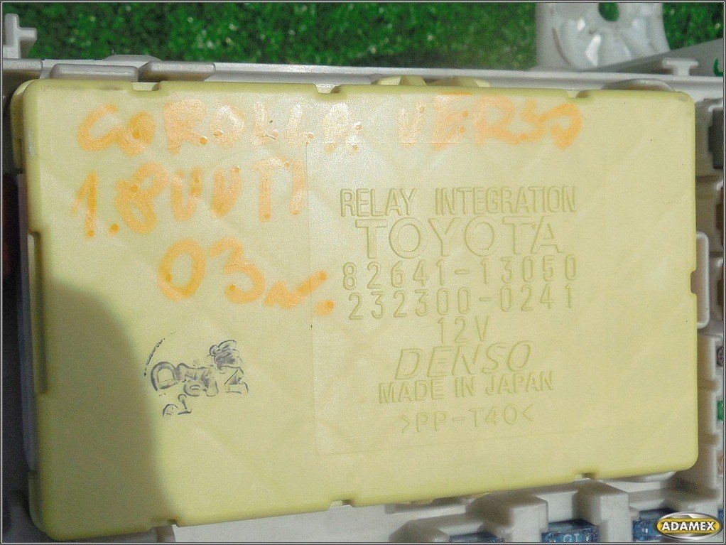 фото №4, Corolla verso 1.8vvti 2003r коробка запобіжників
