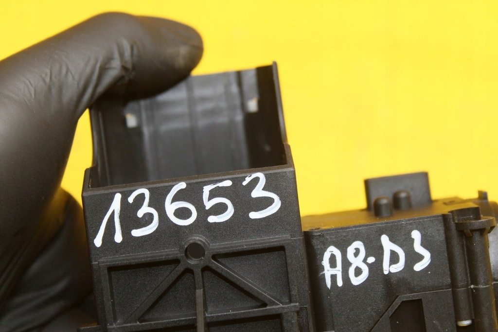 фото №7, Переключатель колонки рулевого audi оригинальный номер 4e0953513a